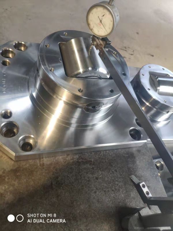 復(fù)合滾輪軸承—combined bearing， 又稱(chēng)組合滾輪軸承